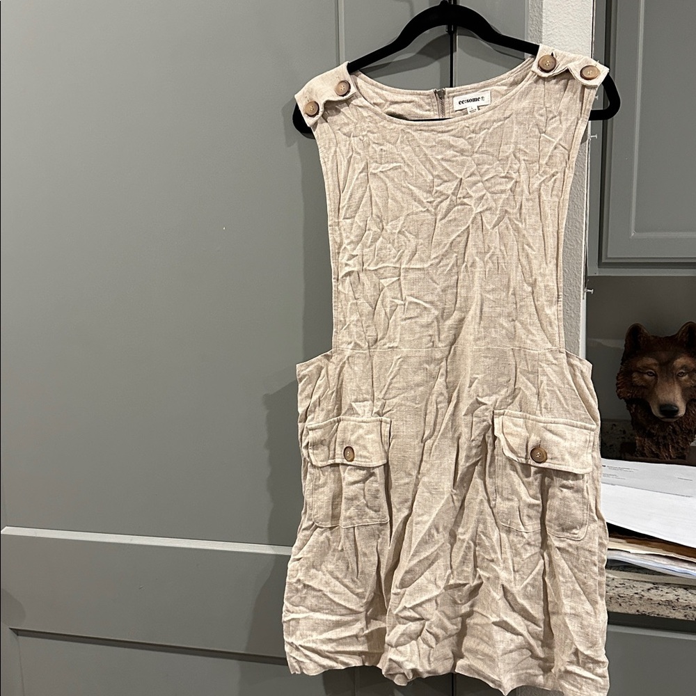 Beige Sleeveless Button-Detail skirtall